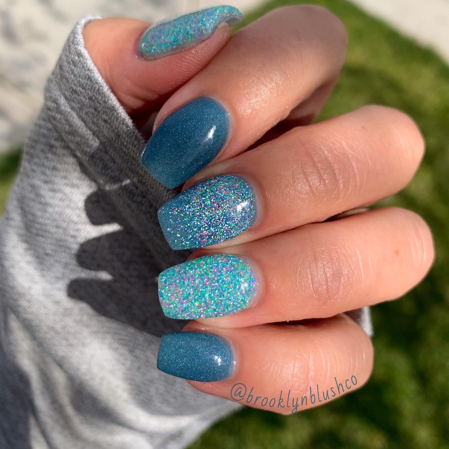 blue dip nail designs