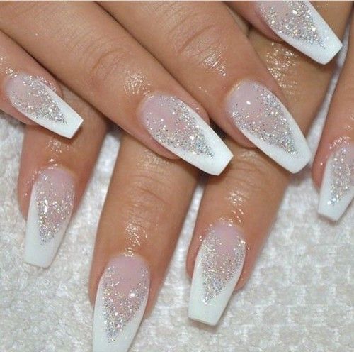 white christmas nail designs