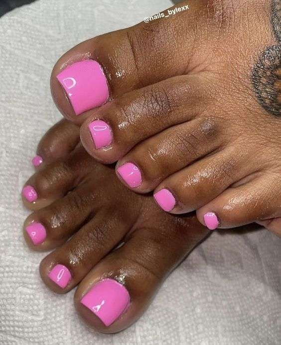 toe nail designs for dark skin